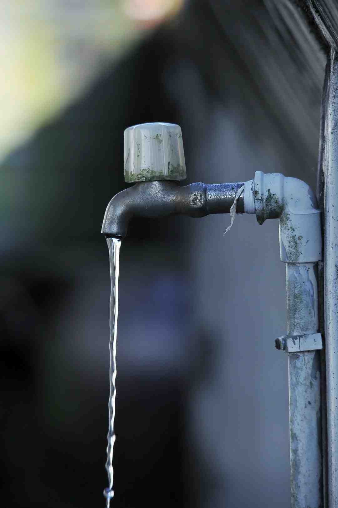 Problème Raccordement flexible de robinet à l'arrivée d'eau